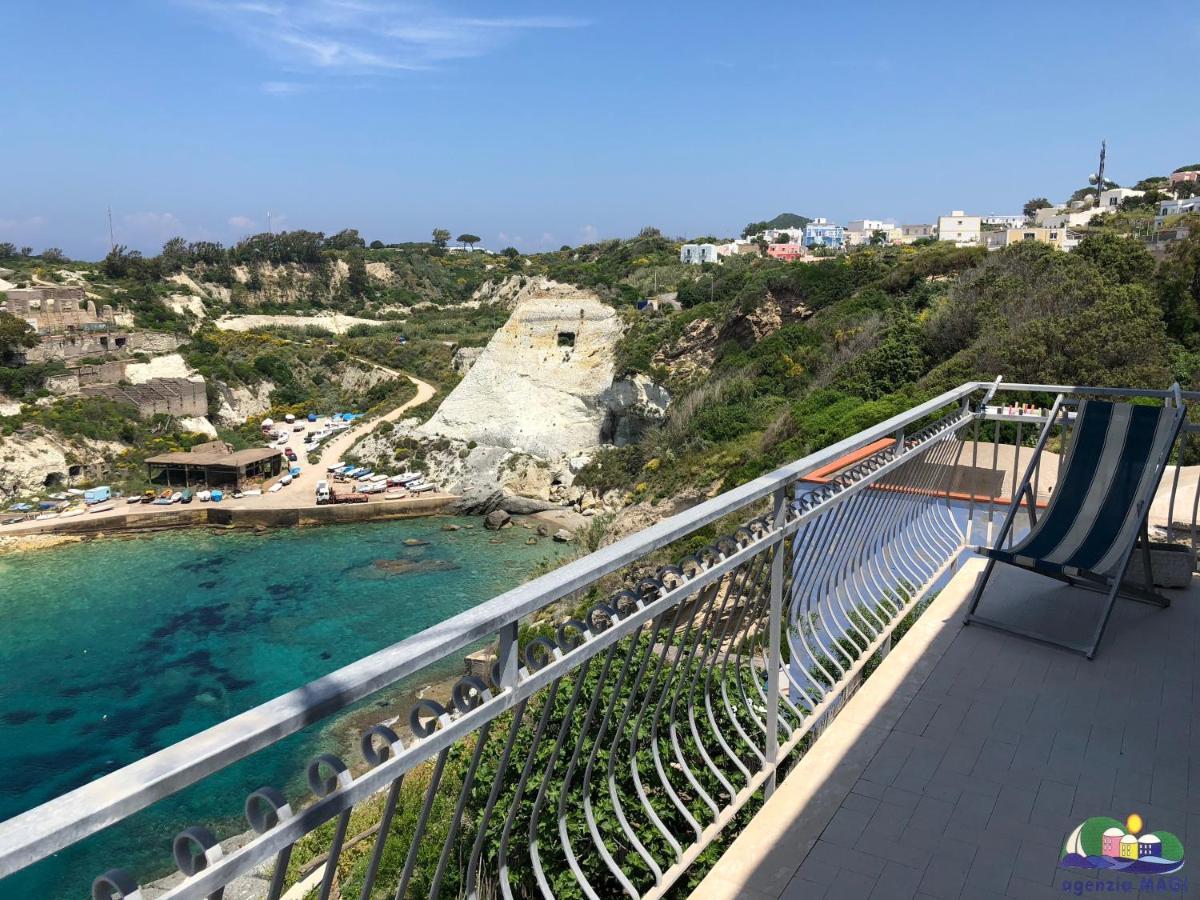 Apartmán Magi - Il Tramonto Su Palmarola Ponza Exteriér fotografie